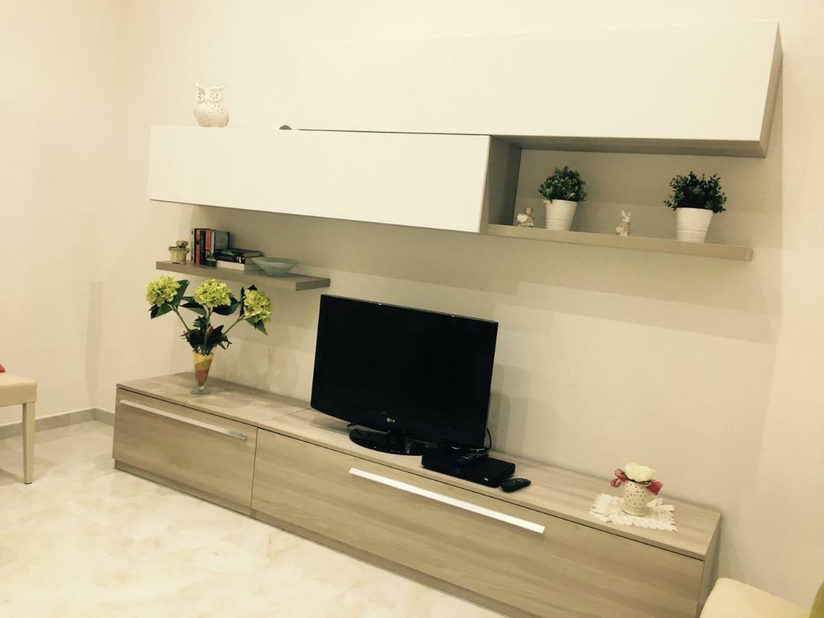 לה ספציה Queen Chic Apartment מראה חיצוני תמונה