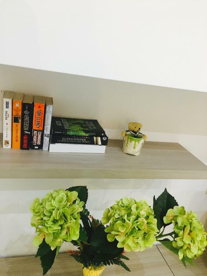 לה ספציה Queen Chic Apartment מראה חיצוני תמונה