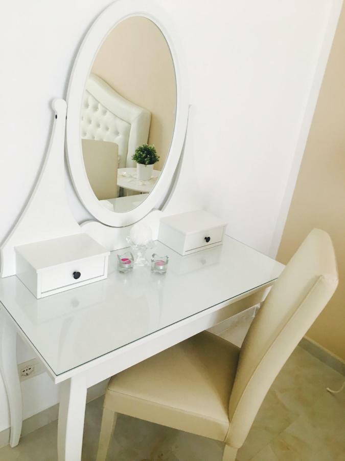 לה ספציה Queen Chic Apartment מראה חיצוני תמונה